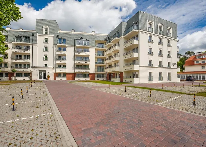 Cesarskie, Sun & Snow